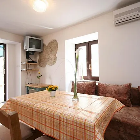 Slavko Apartment *
